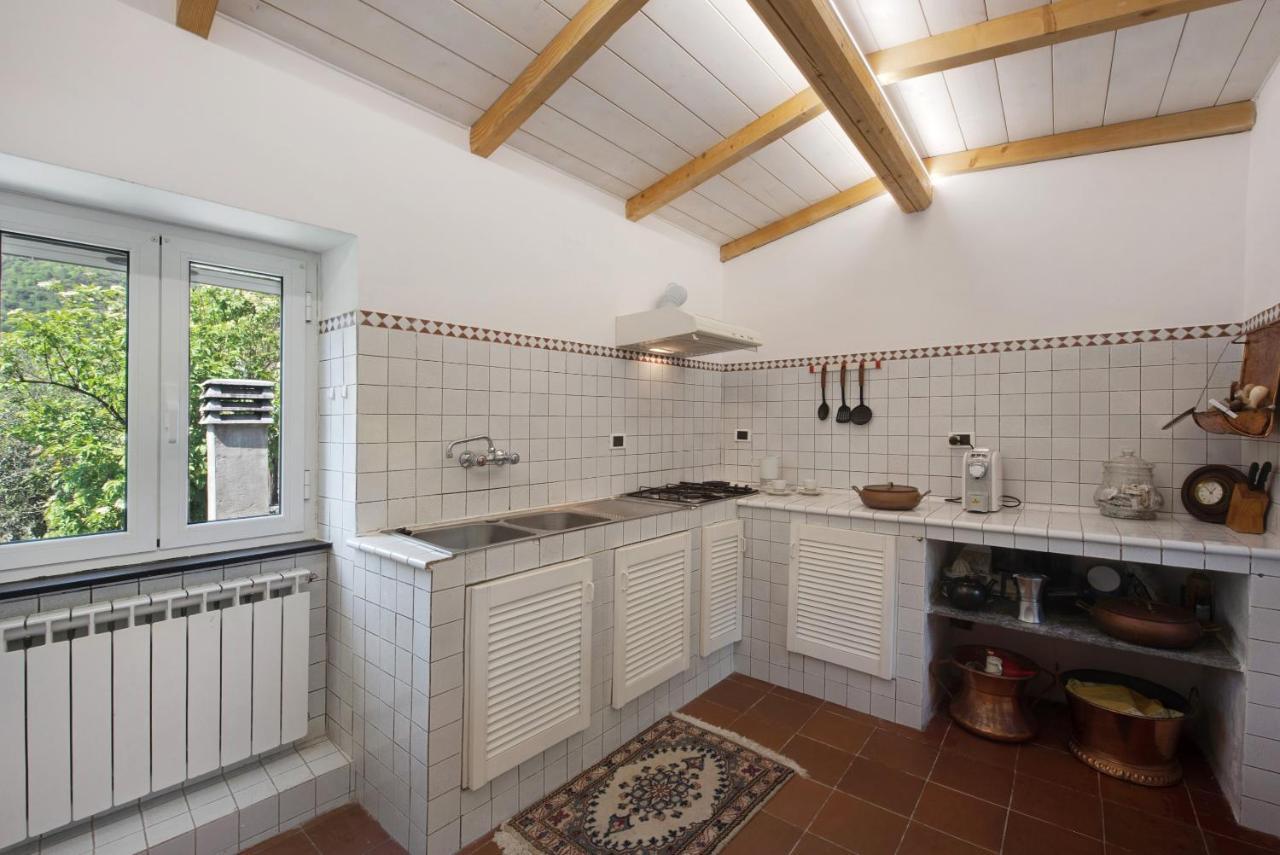 Cottage Con Vista Mare Дзоали Екстериор снимка