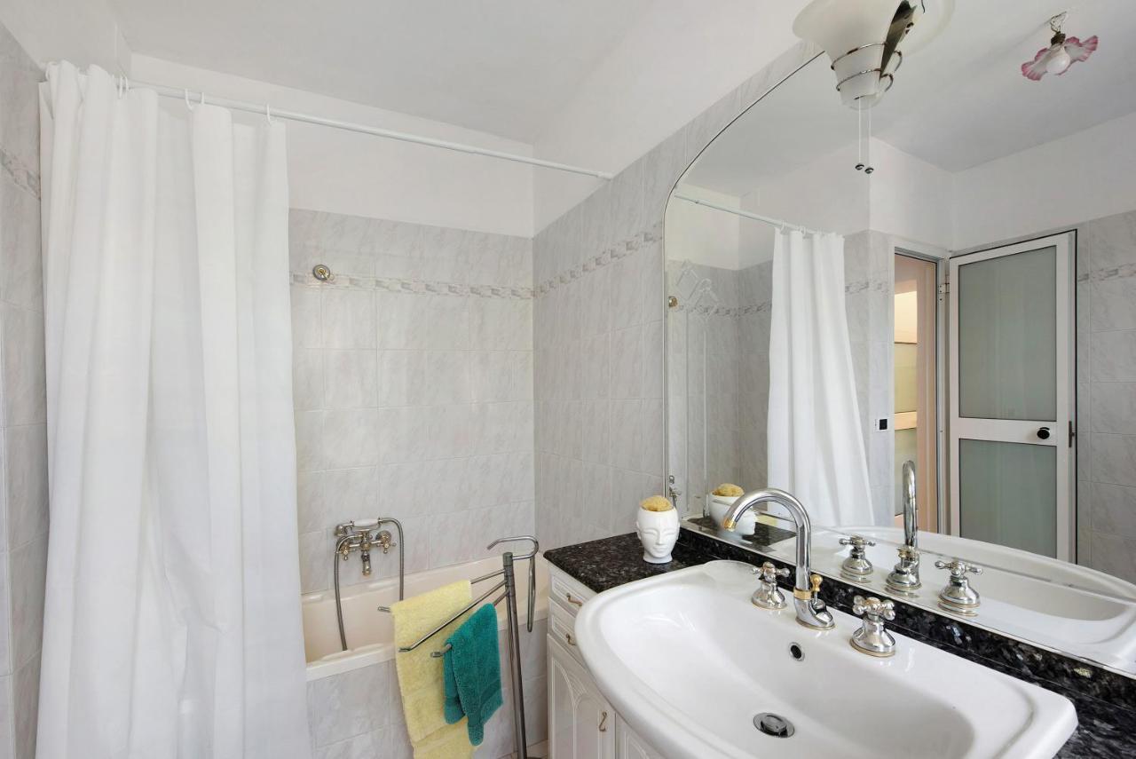Cottage Con Vista Mare Дзоали Екстериор снимка