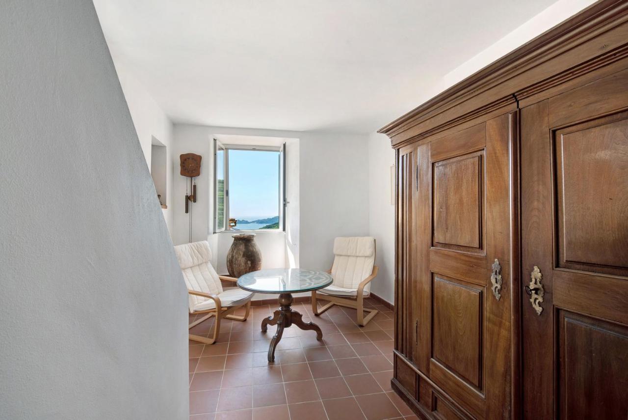 Cottage Con Vista Mare Дзоали Екстериор снимка